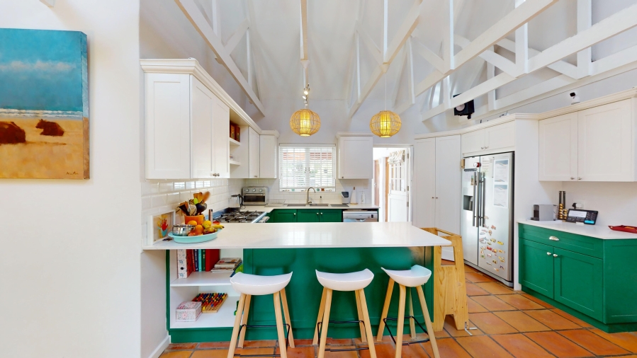 5 Bedroom Property for Sale in Stanford Western Cape